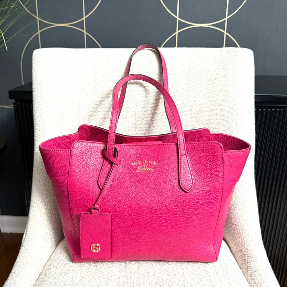 Gucci authentic pink leather medium Swing Tote bag name tag included medium